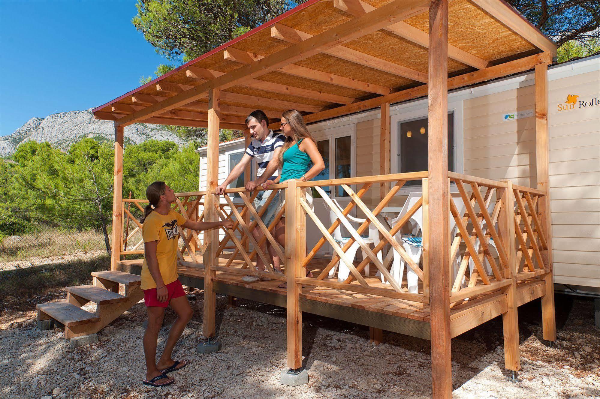Mobile Homes Basko Polje Campground บาชกาโวดา ภายนอก รูปภาพ